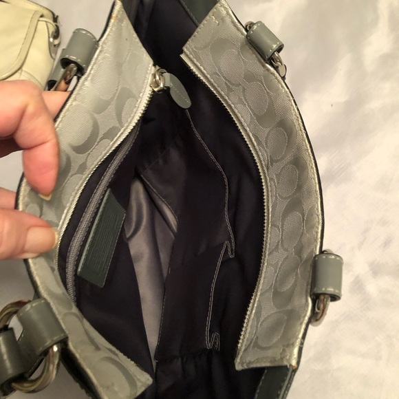 Coach two tone gray handbag - Picture 6 of 6